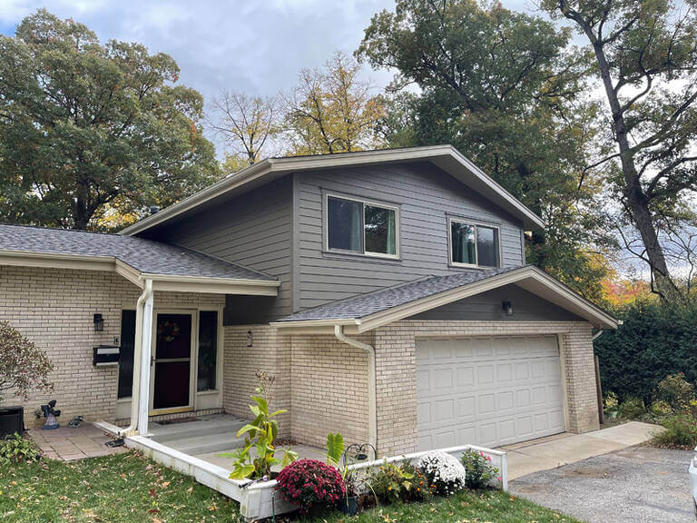 House with garage